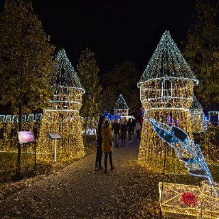 LuminaPark fény-bástyái